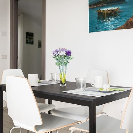 Residence Rossomelograno 阿格罗波利 外观 照片