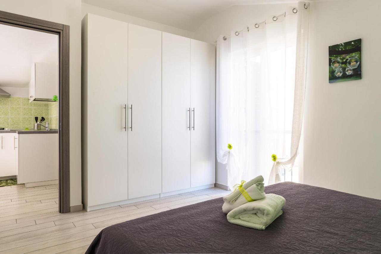 Residence Rossomelograno 阿格罗波利 外观 照片